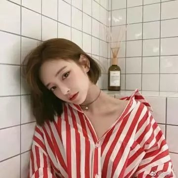 眼里余光都是你